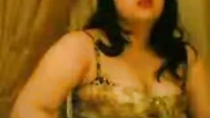 کون, سیکسی جزاب سبزه, ماجراجویی